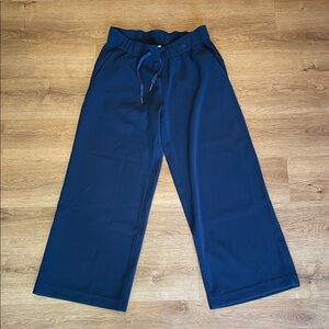 Lululemon On the Fly Wide-Leg Pant Navy